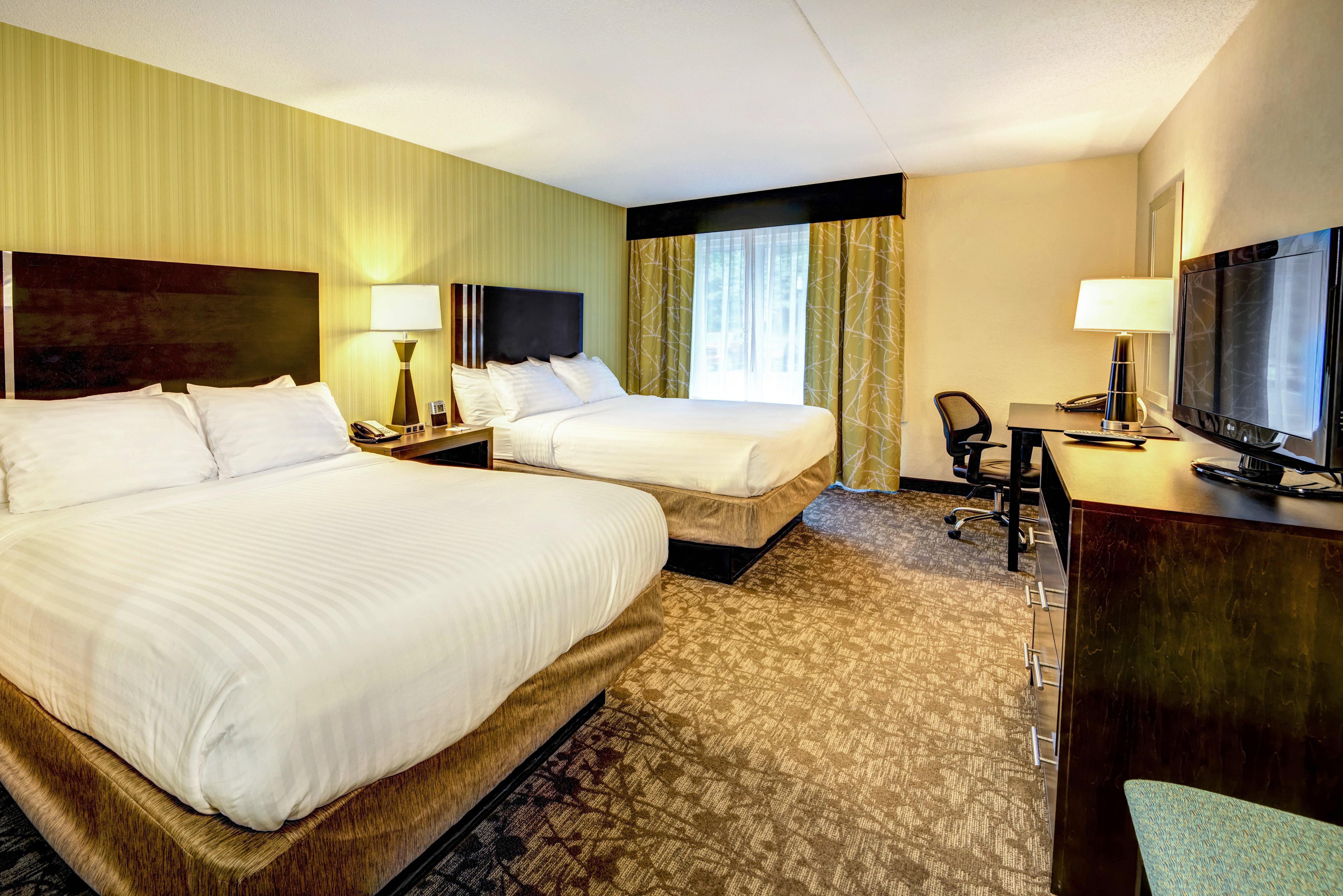 Holiday Inn Express - Neptune By Ihg Bagian luar foto
