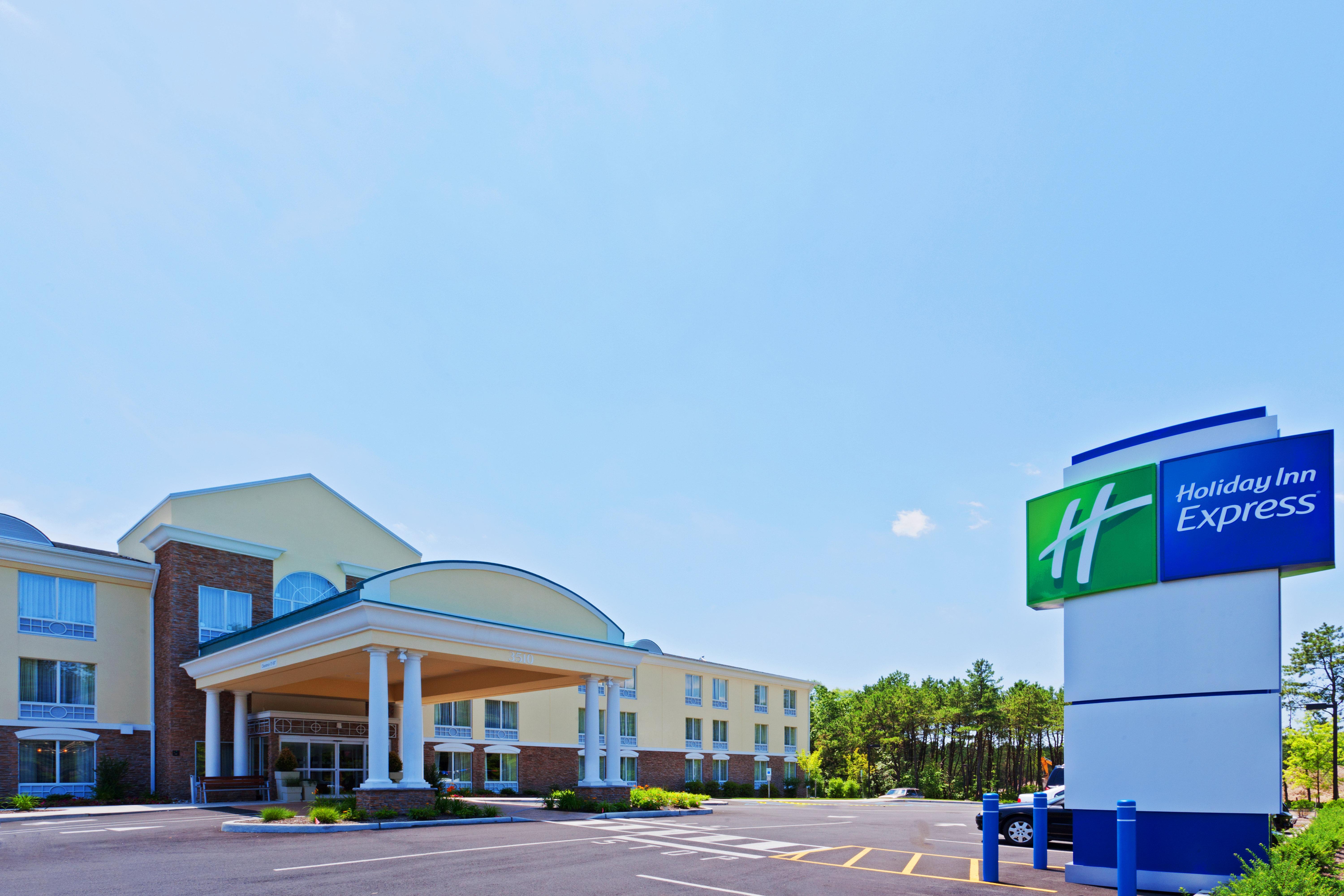 Holiday Inn Express - Neptune By Ihg Bagian luar foto