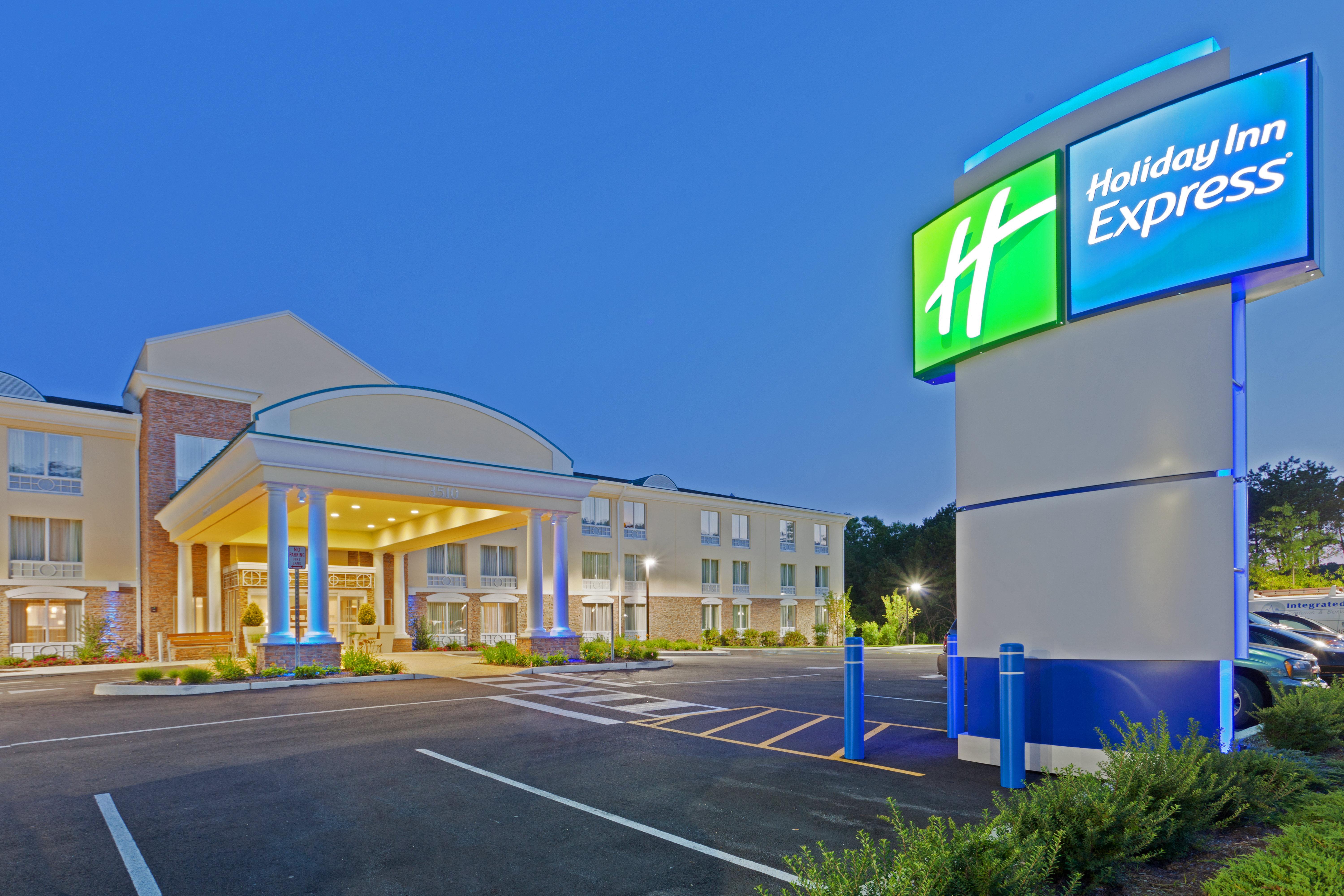 Holiday Inn Express - Neptune By Ihg Bagian luar foto